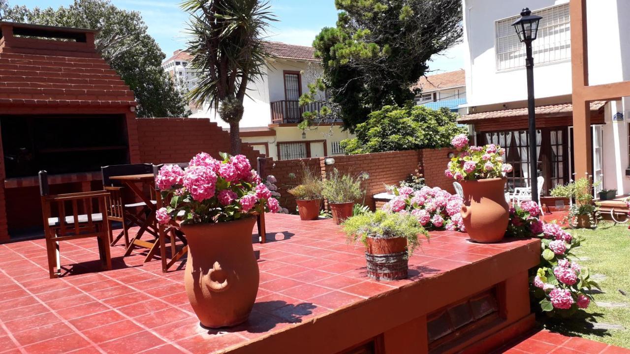 Posada De La Villa Villa Gesell Exteriér fotografie